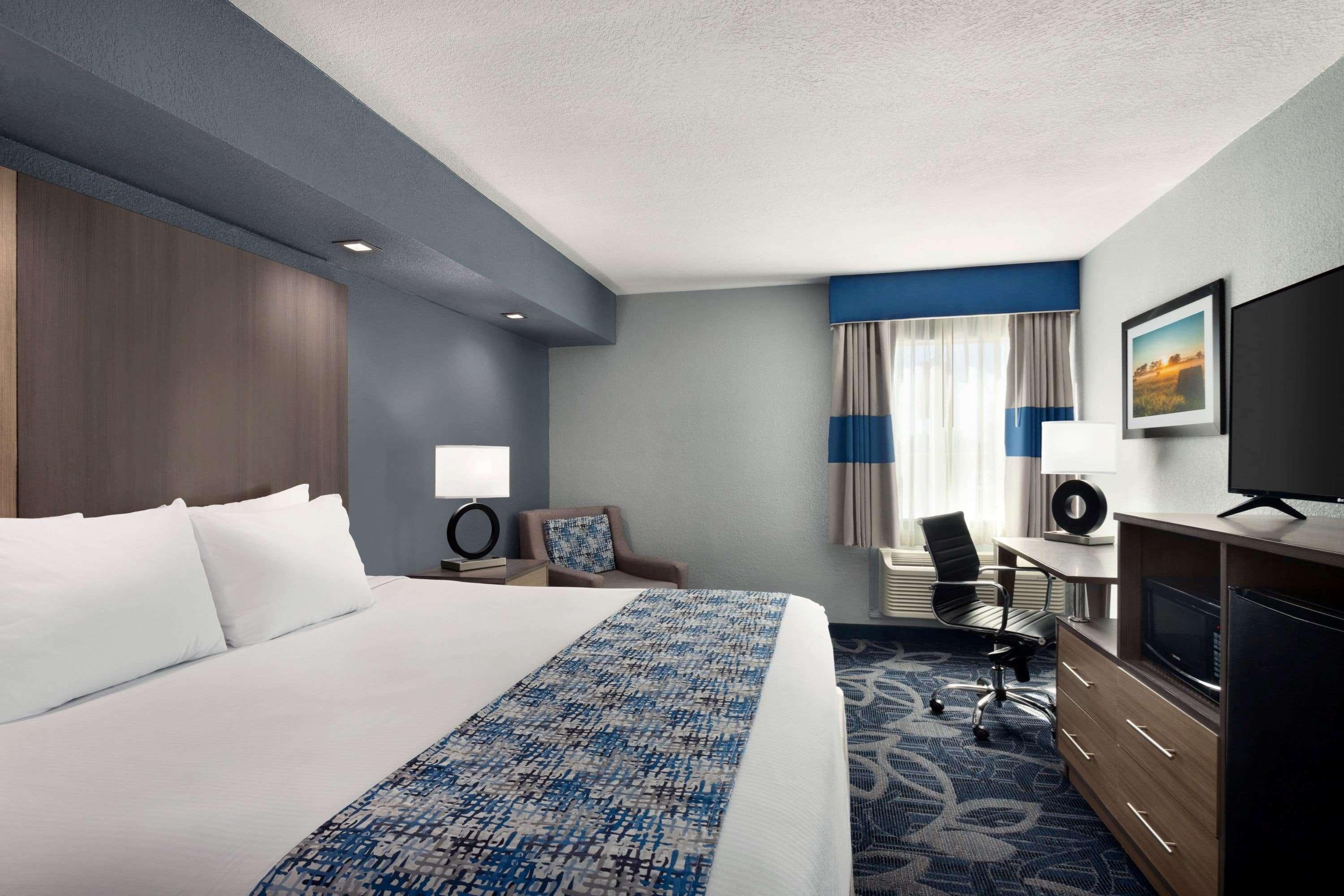 Baymont Inn & Suites Shawnee Exteriér fotografie